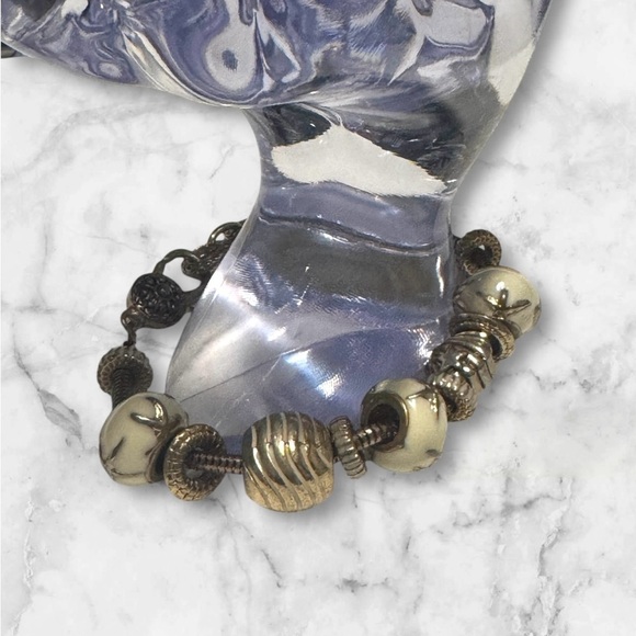 💟💎Vintage Antique Gold and Cream Beaded Bracelet with XL Lobster Claw Clasp - Picture 4 of 13